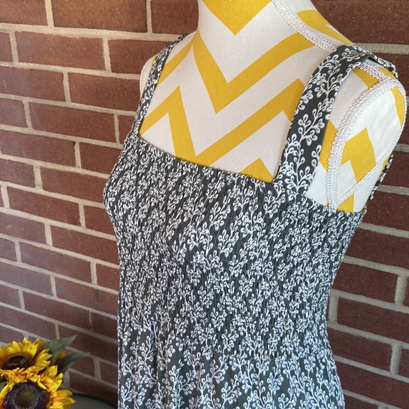 LOFT Smock Sundress - Picture 3 of 11